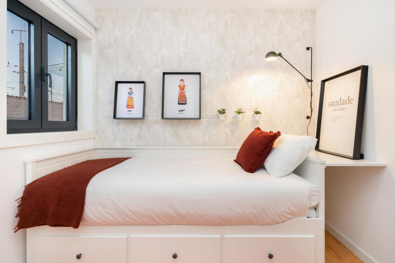 Whome Riverside View Premium Apartment W/ Ac & Terrace Porto Eksteriør bilde