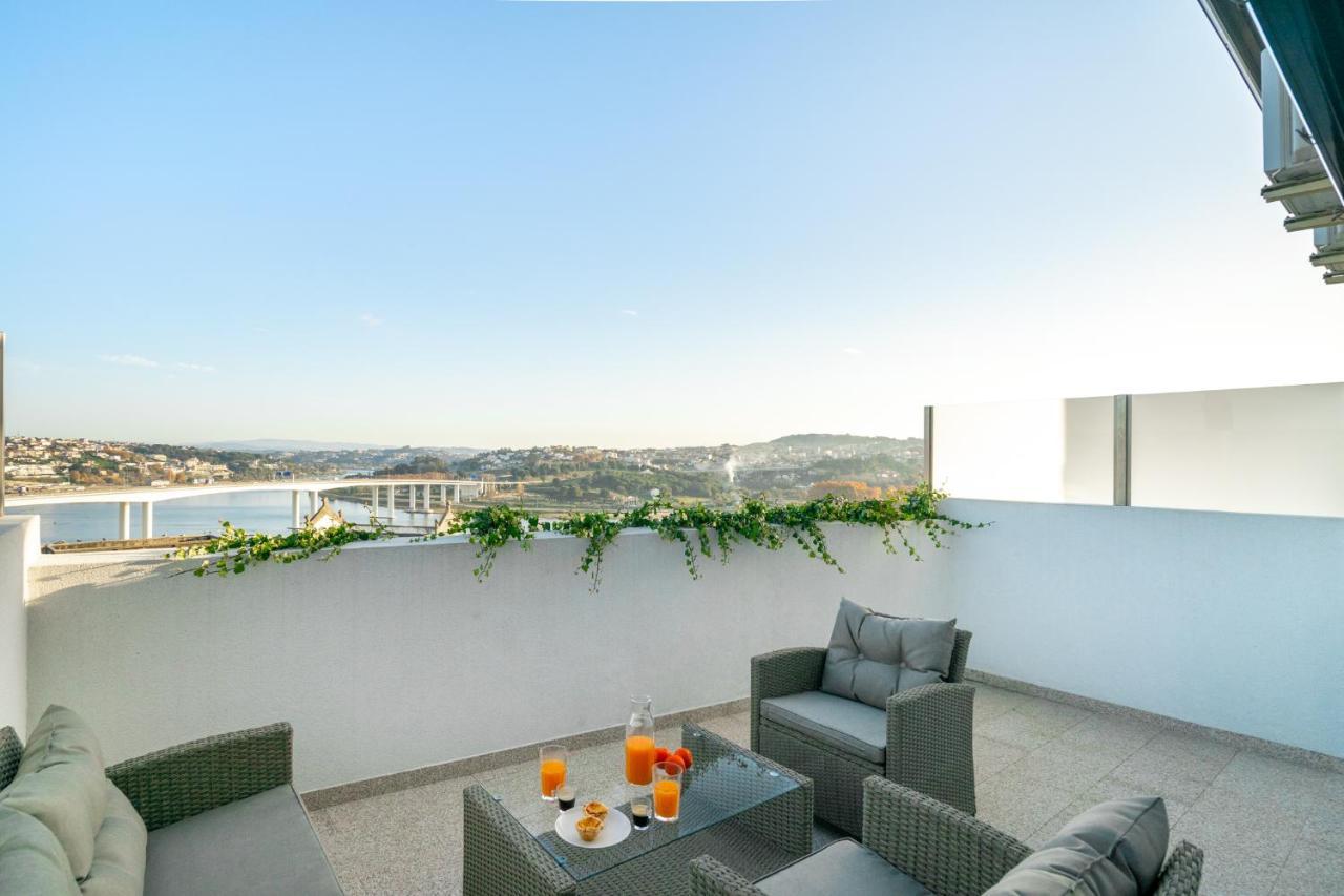 Whome Riverside View Premium Apartment W/ Ac & Terrace Porto Eksteriør bilde