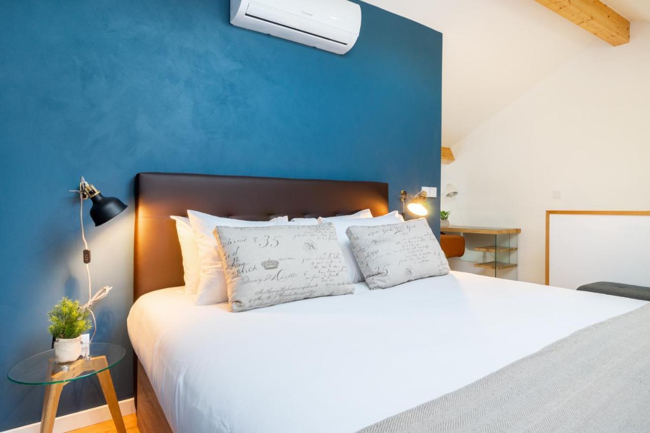 Whome Riverside View Premium Apartment W/ Ac & Terrace Porto Eksteriør bilde